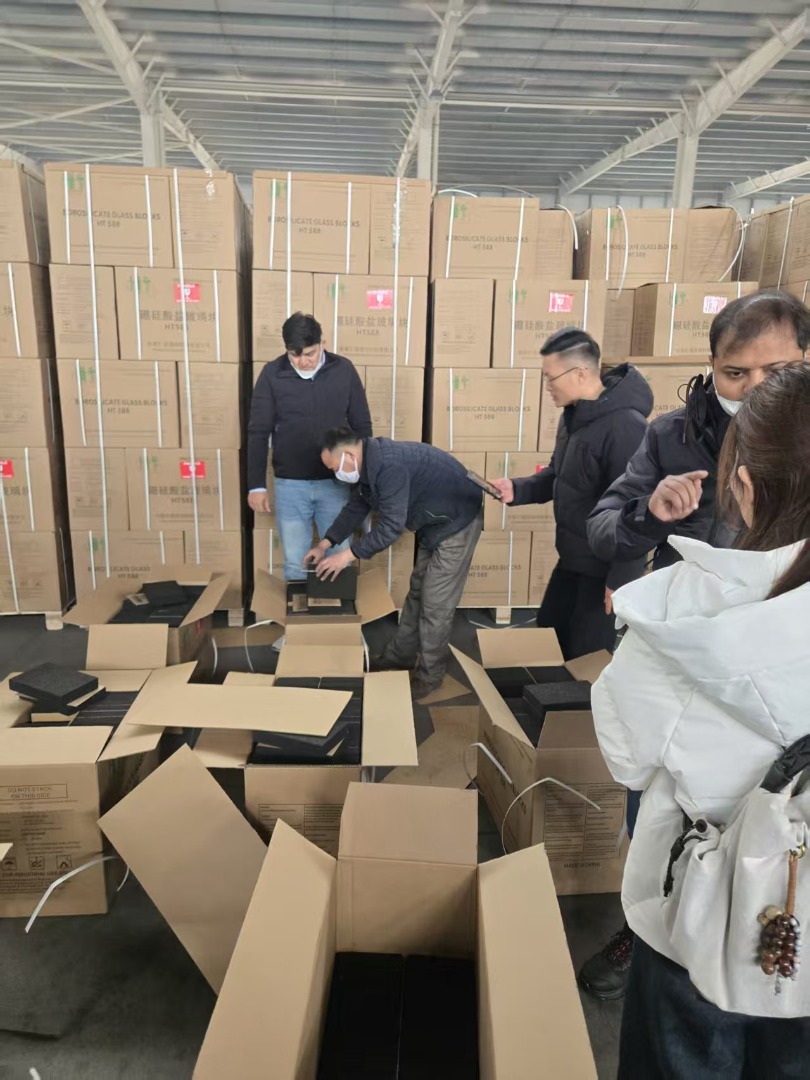 ���������ĭ����ש